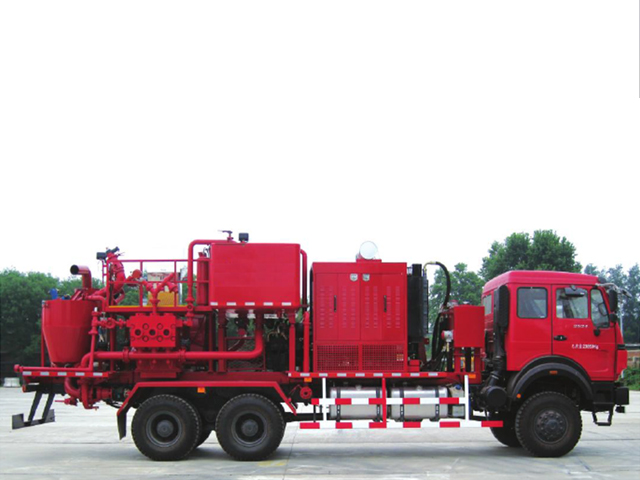 Fracturing Truck（Cementing Truck）